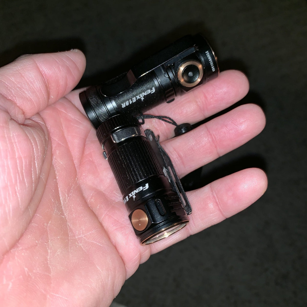 best flashlight fenix e16r vs e18r V2.0 Rechargeable EDC an ultra compact and high performance rechargeable flashlight designed for everyday carry enthusiasts First Light: Fenix E18R V2.0