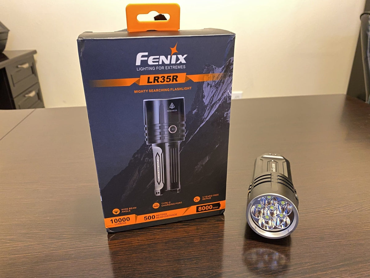 fenix flashlight boxes 21700-Powered Home Emergency Lighting Kit from close Fenix C7 v2 review |