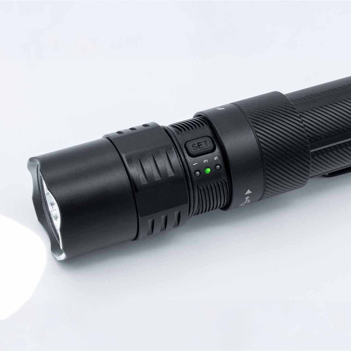 fenix pd35r ace flashlight set button