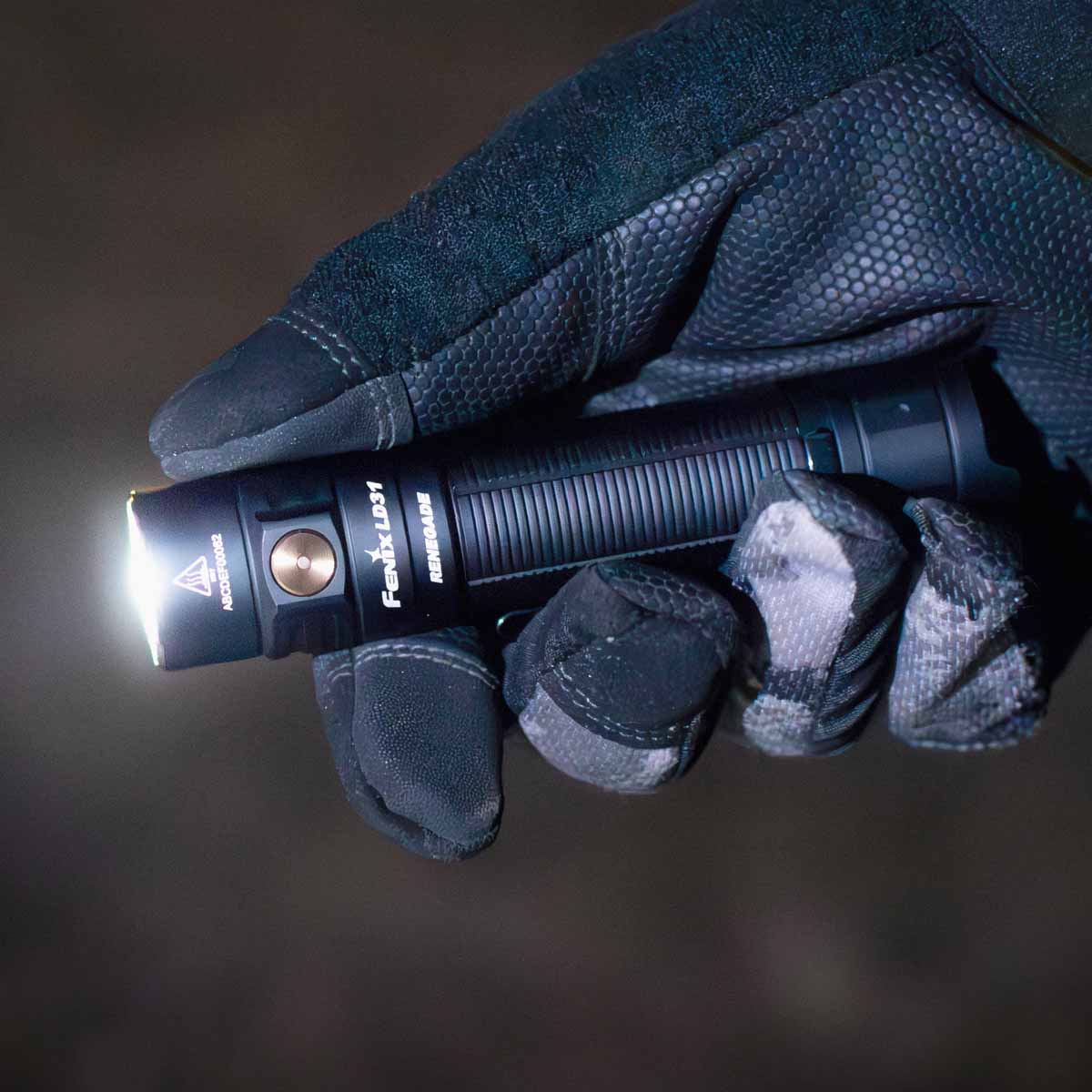 リィエル　ライドライン　エルジェニア　アドルファス　FR Fenix LD31 RENEGADE Flashlight - Fenix Lighting