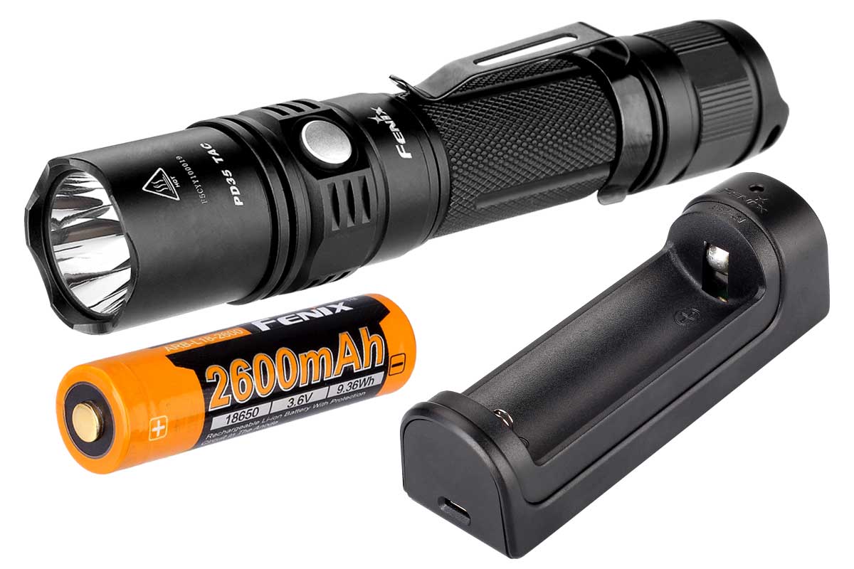 Fenix PD35TAC Flashlight 1 bay charger with a 2600 18650 batteries