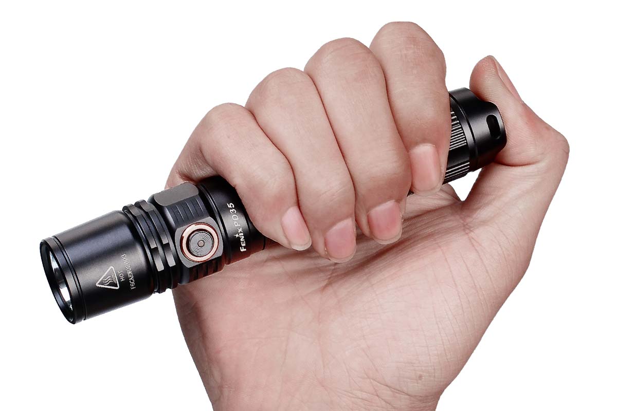 fenix pd35 LED flashlight compact size