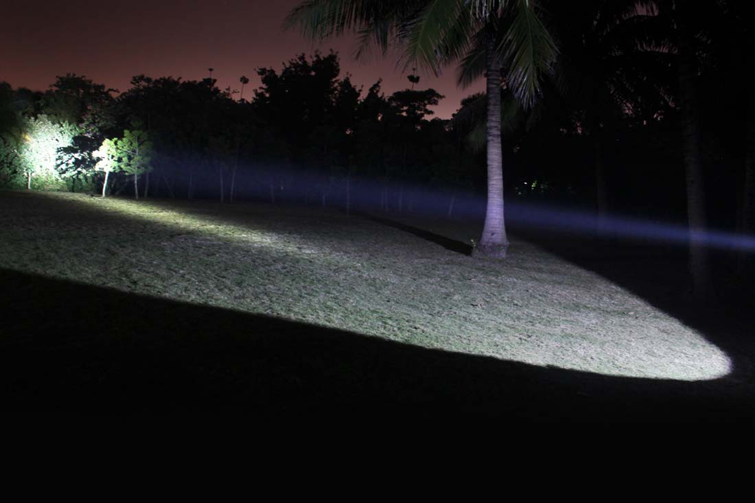 fenix tk15UE tactical flashlight beam